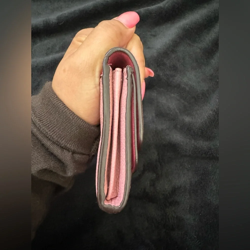 Coach Pink 2 toned Women's wallet - Picture 7 of 10